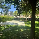 Piso Junto Palacio Congresos Y Metro, Centrico Con Piscina