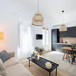 Bright And Elegant Gran Via Apartments