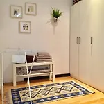 San Matias Urban Retreat With Balcony