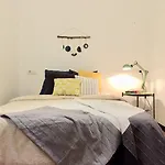 San Matias Urban Retreat With Balcony