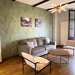 Home4U Centro Granada