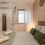 Tuguest Placeta Silleria