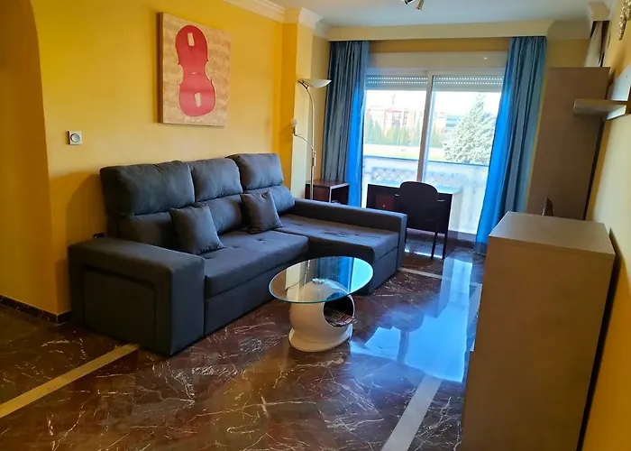 Piso turístico en Granada. Zona Palacio Deportes