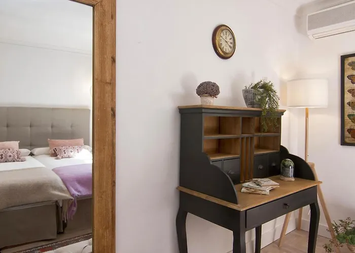 Glow And Elegant Apartment In Granada Center Free Parking
