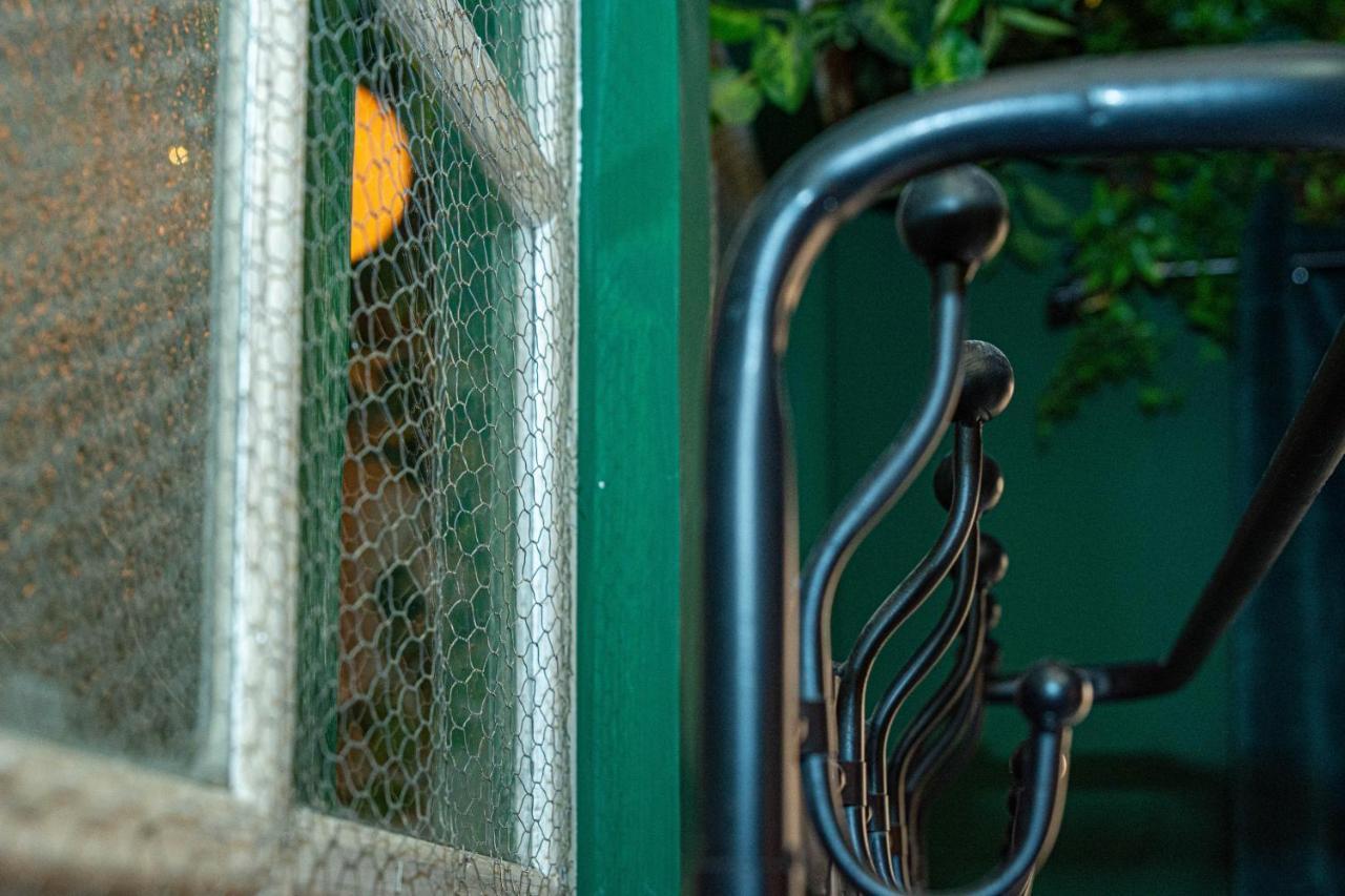 Correo Viejo De Apartamento