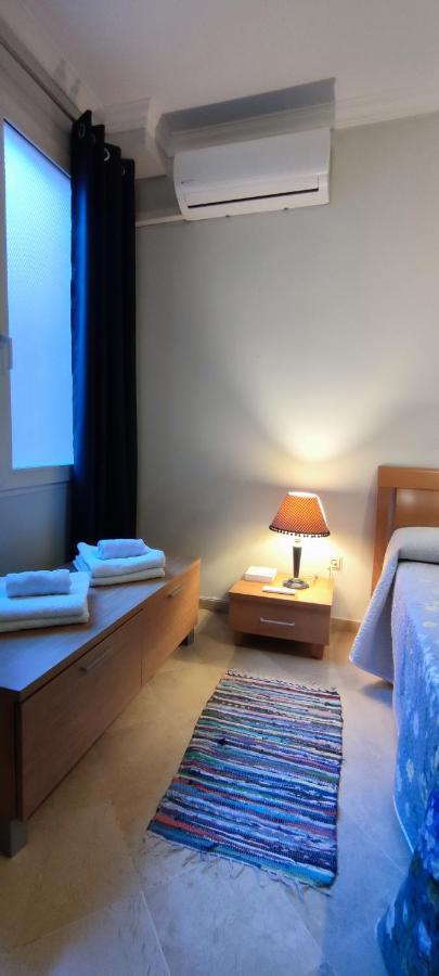 Serrallo, Parking Gratuito Y Cocina, Alhambra Y Playa Apartamento *