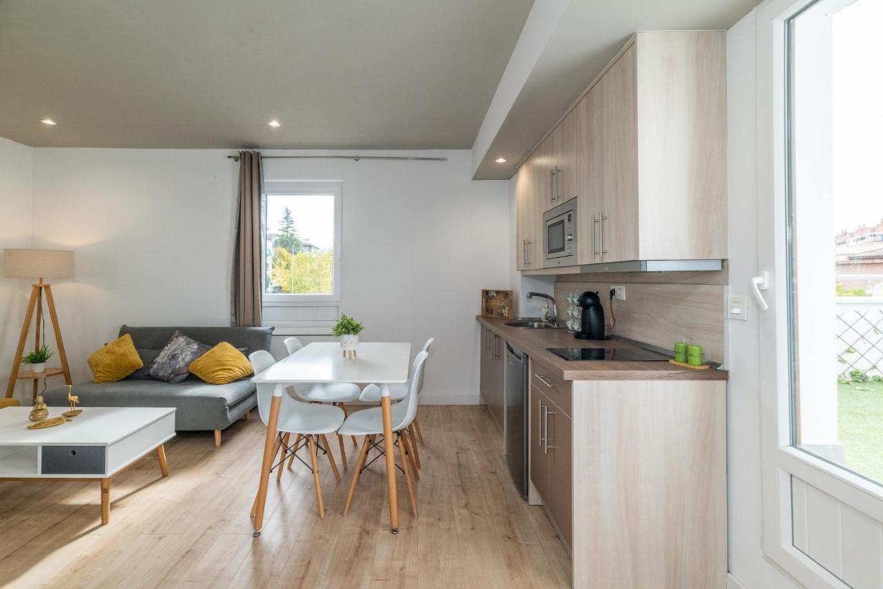 Moderno En Centro De Apartamento Granada