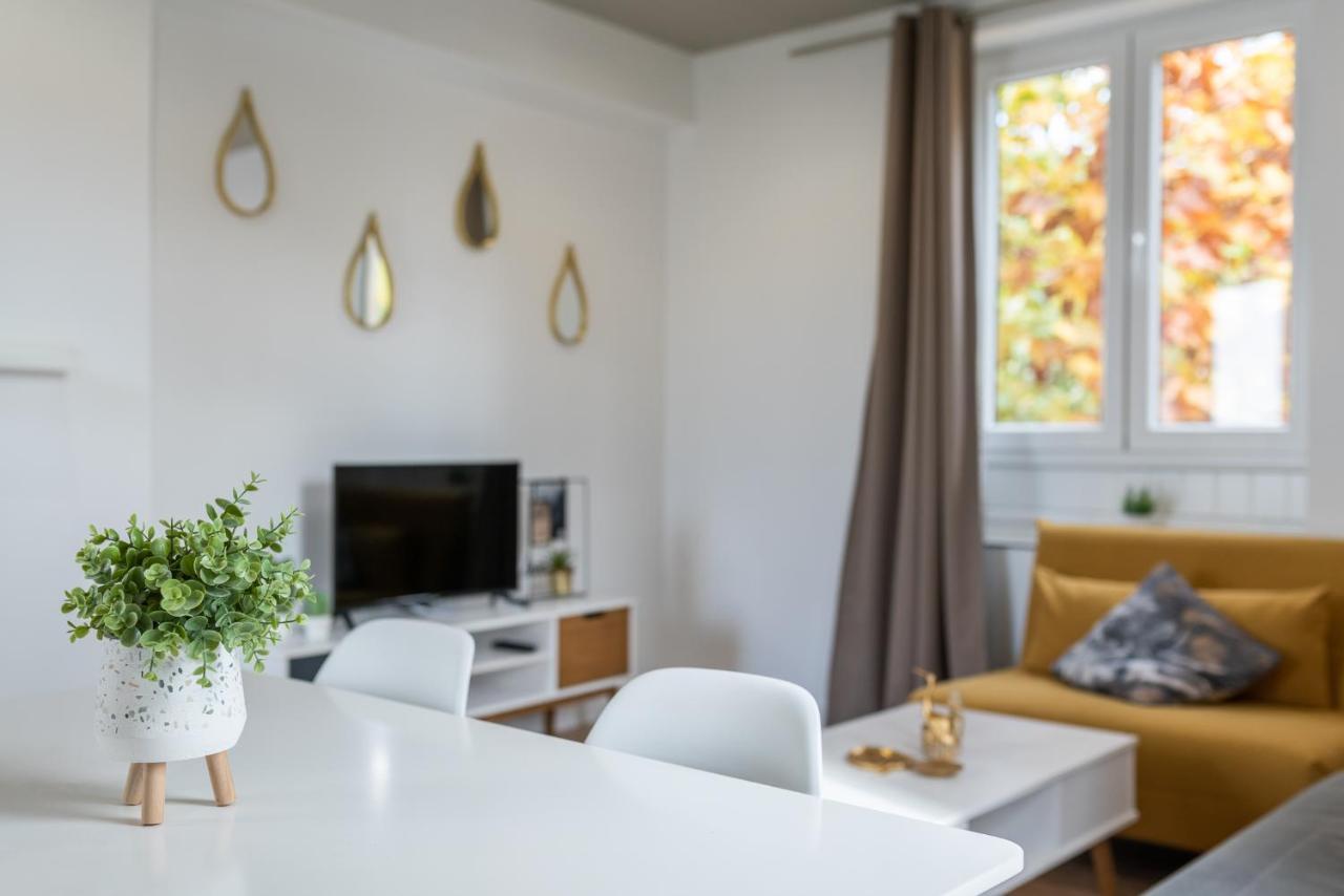Moderno En Centro De Apartamento *