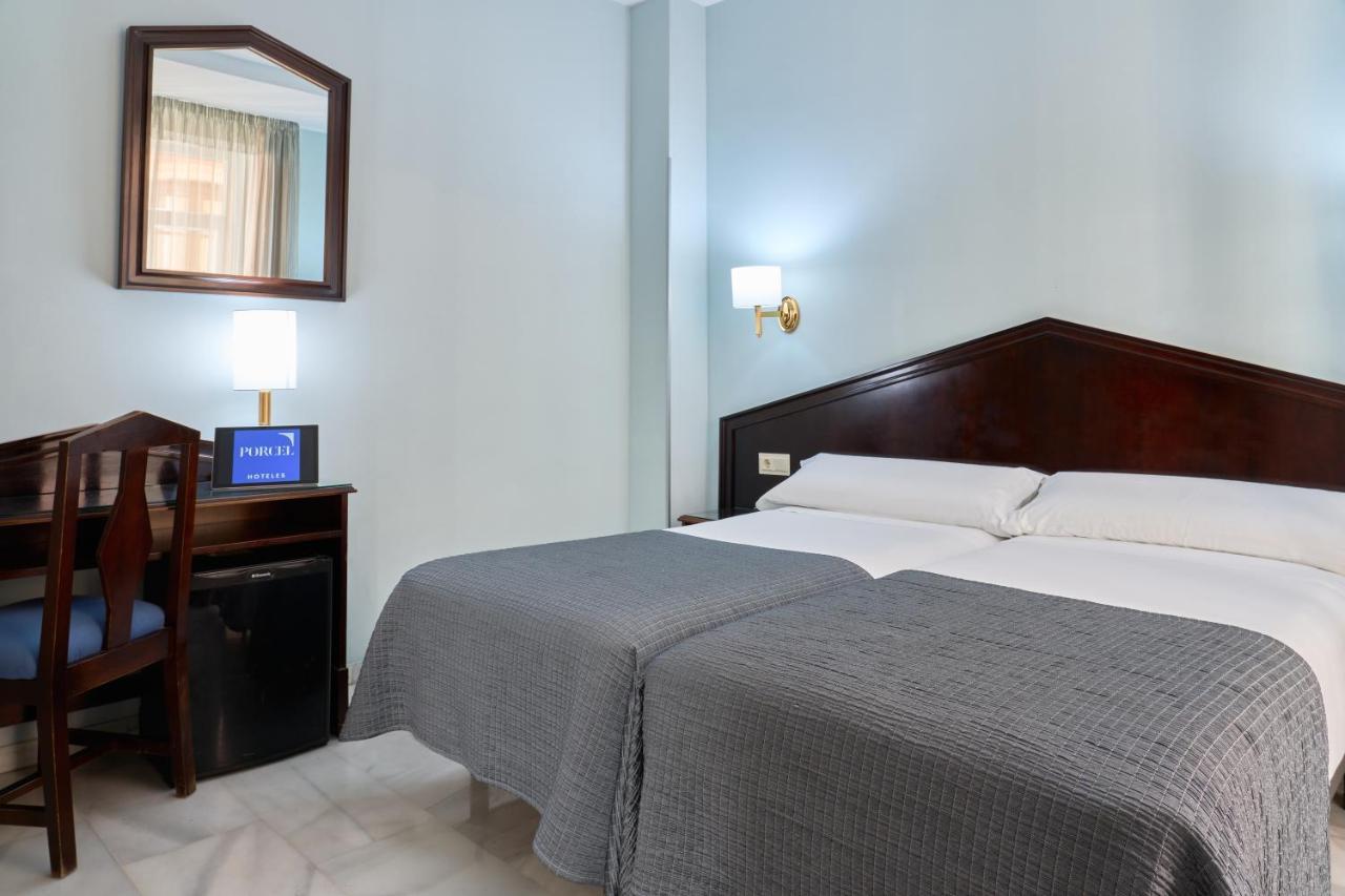 Porcel Navas 3* Granada