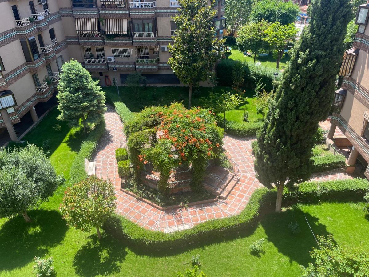 Apartment Piso Junto Palacio Congresos Y Metro, Centrico Con Piscina *