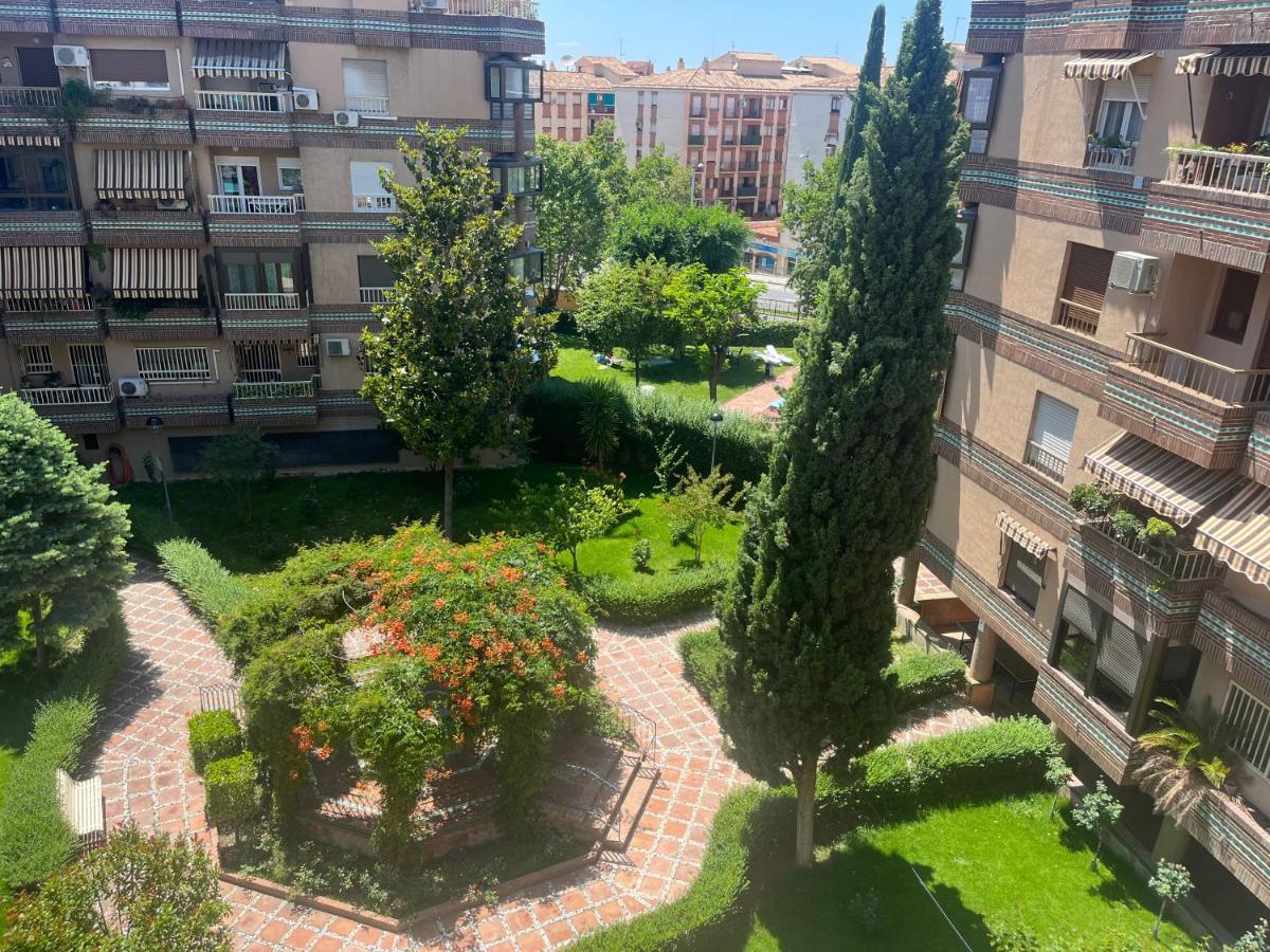 Piso Junto Palacio Congresos Y Metro, Centrico Con Piscina Apartment *