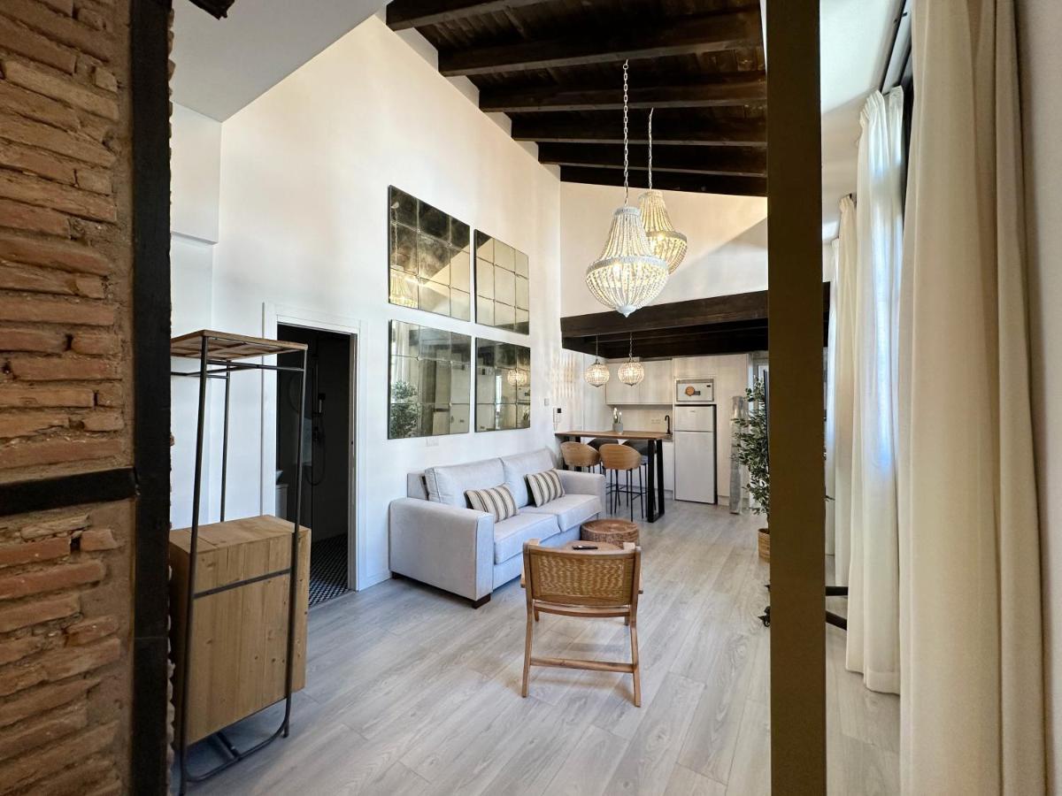 Apartamento Puerta Elvira 3000 *