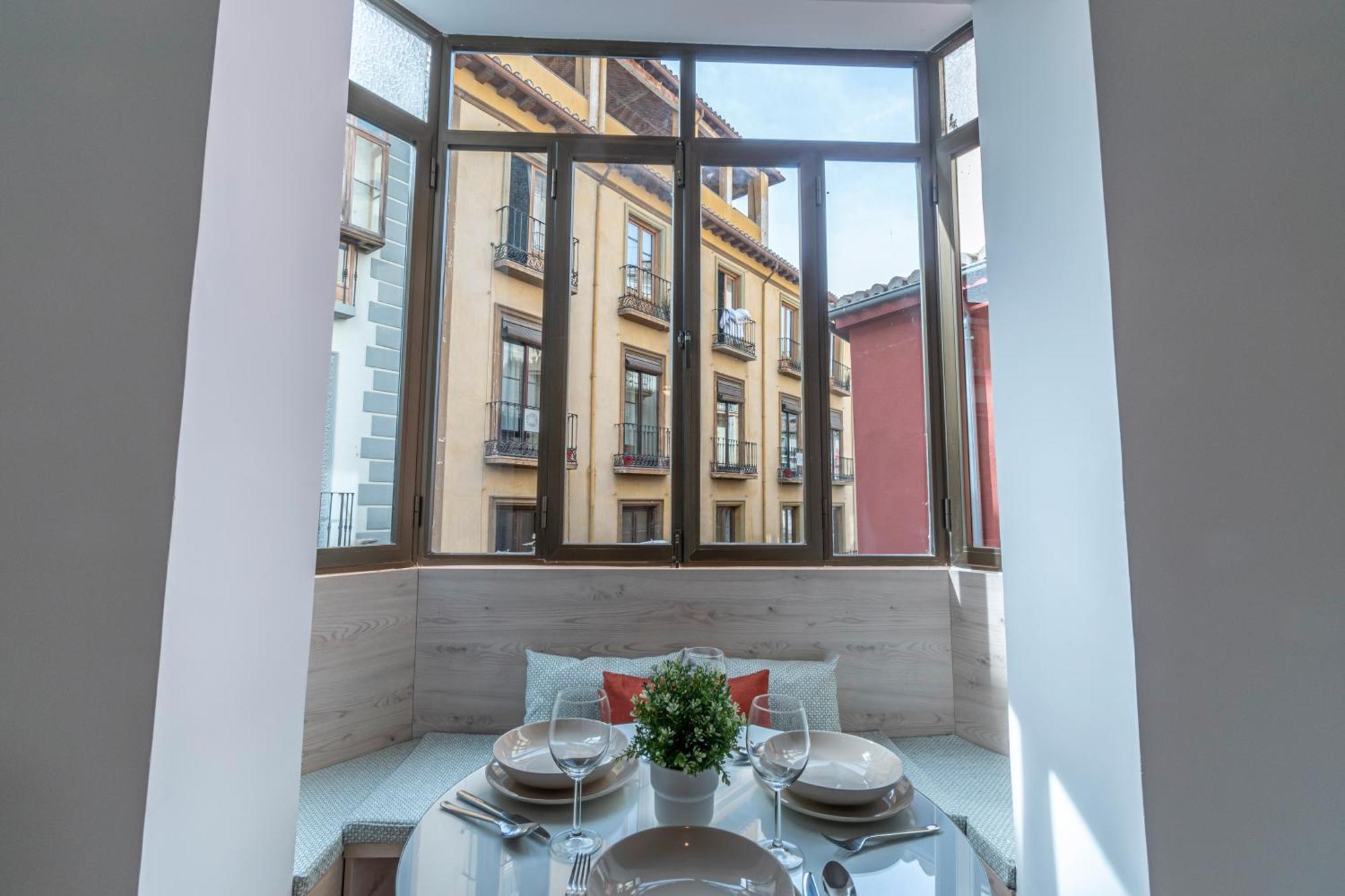 El Olivo En Plaza Nueva Granada