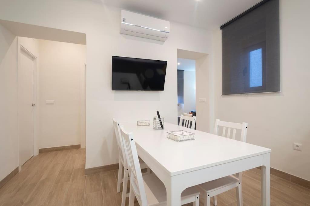 Hogar Del Lirio Apartment