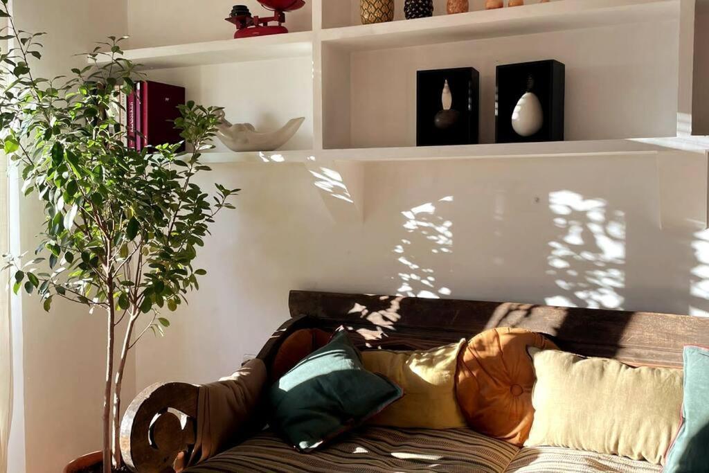 Large Family In Albaicin Center Apartment Granada