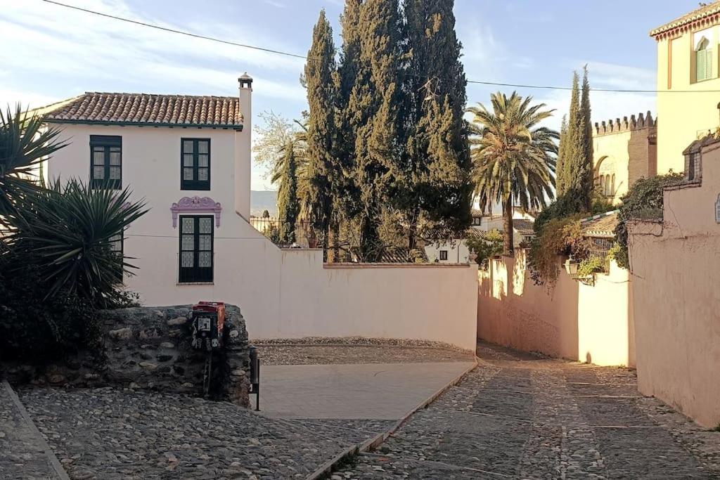 Large Family In Albaicin Center Apartment Granada
