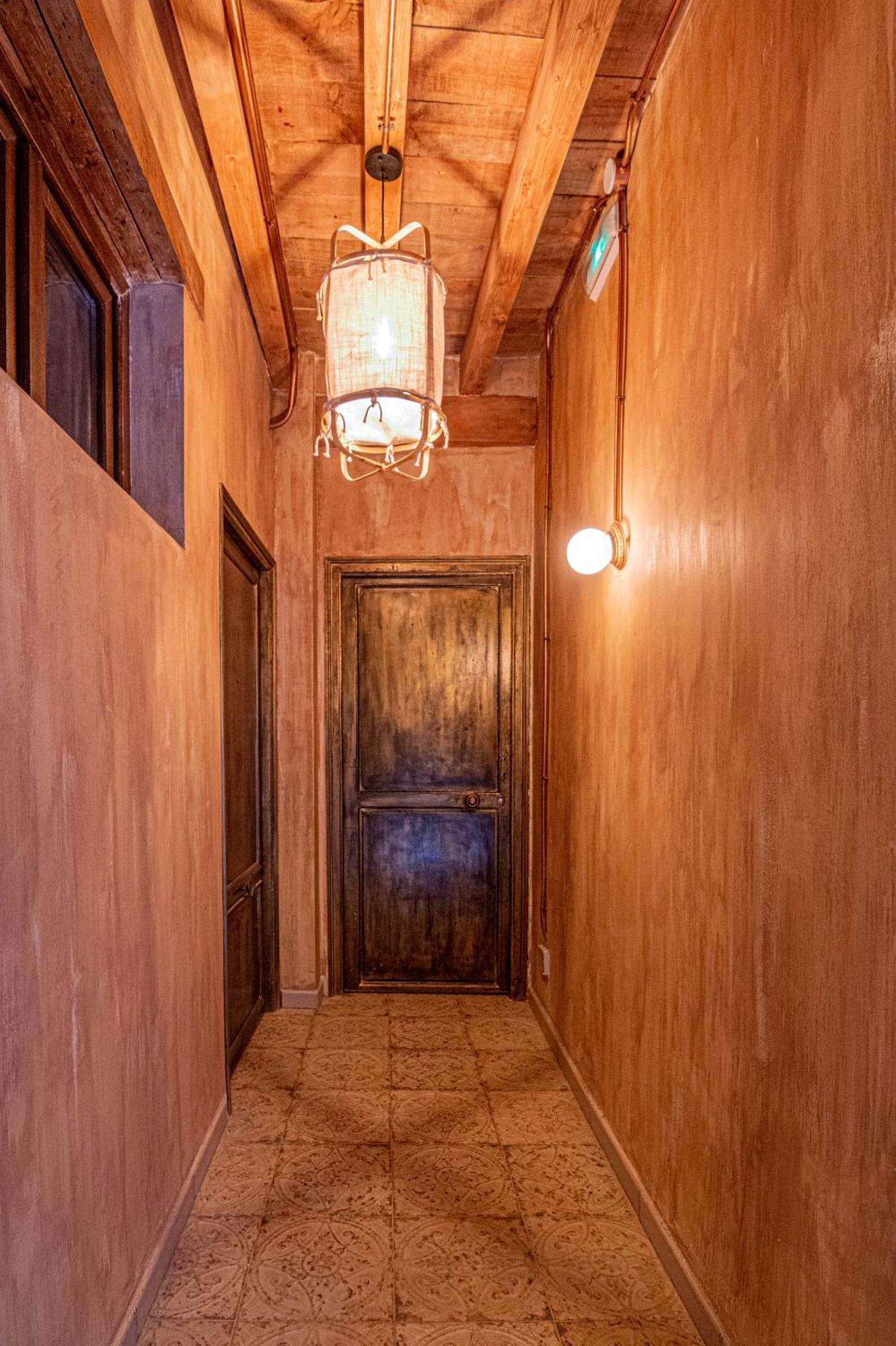 Correo Viejo De Apartamento Granada