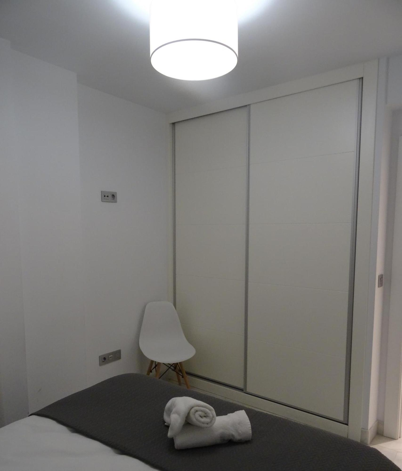 Domus Con Parking Gratuito En Pleno Centro * Granada