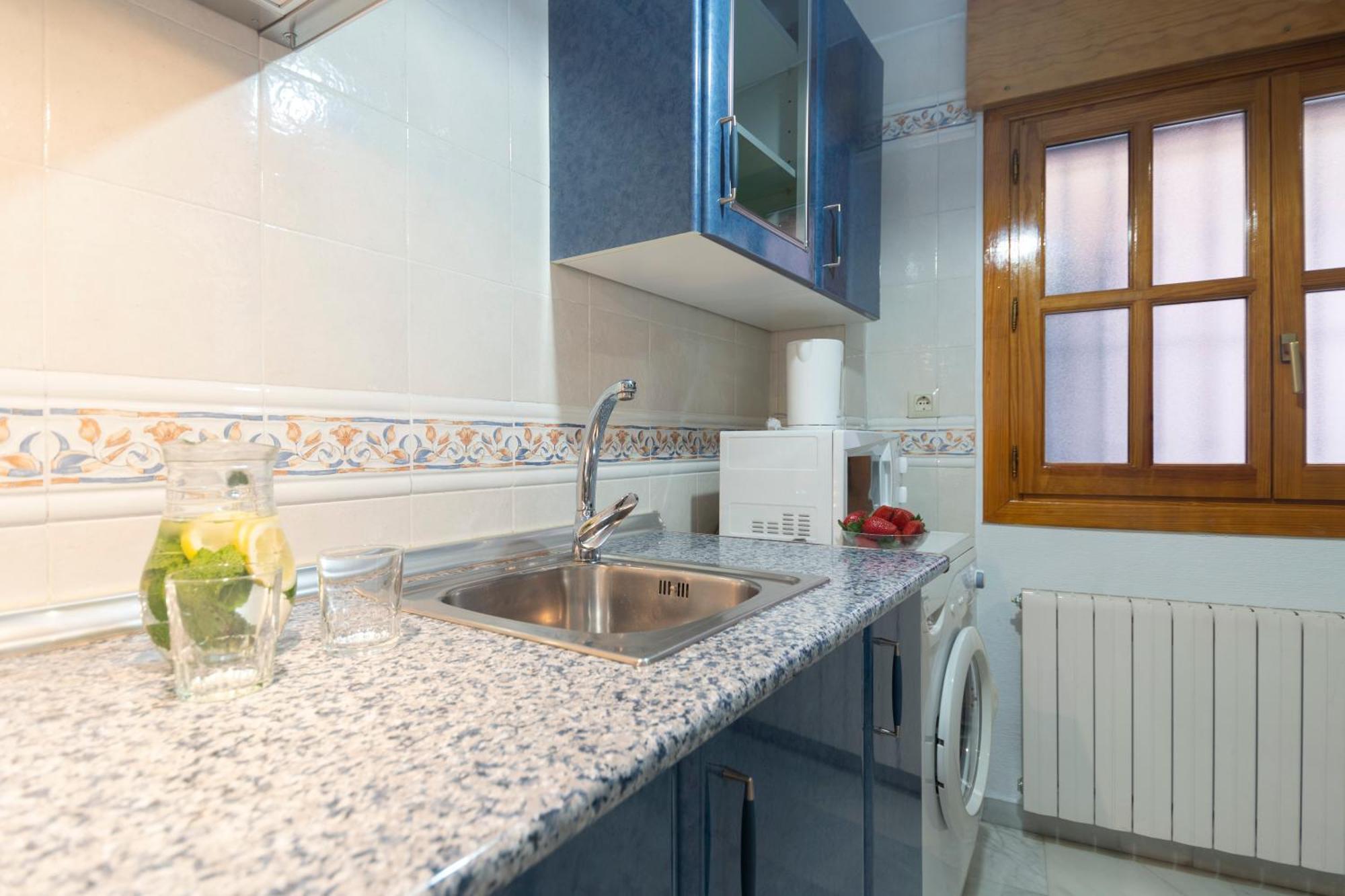 Apartment Apartamento Adultos Centro Nueva De La Virgen 2 Free Parking
