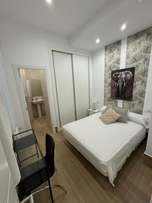 Apartamento San Diego Primero Derecha Apartamento Granada