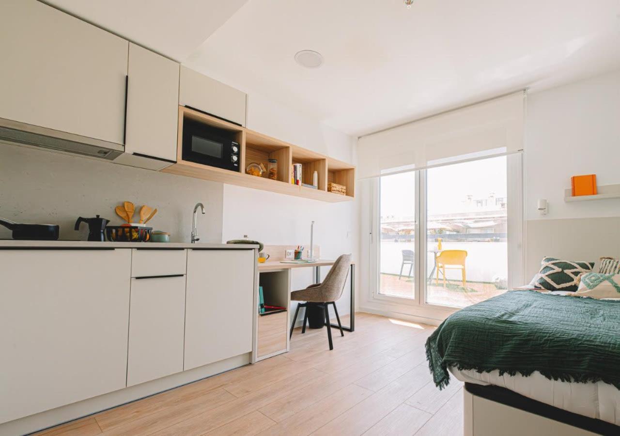 Yugo Granada Apartment *