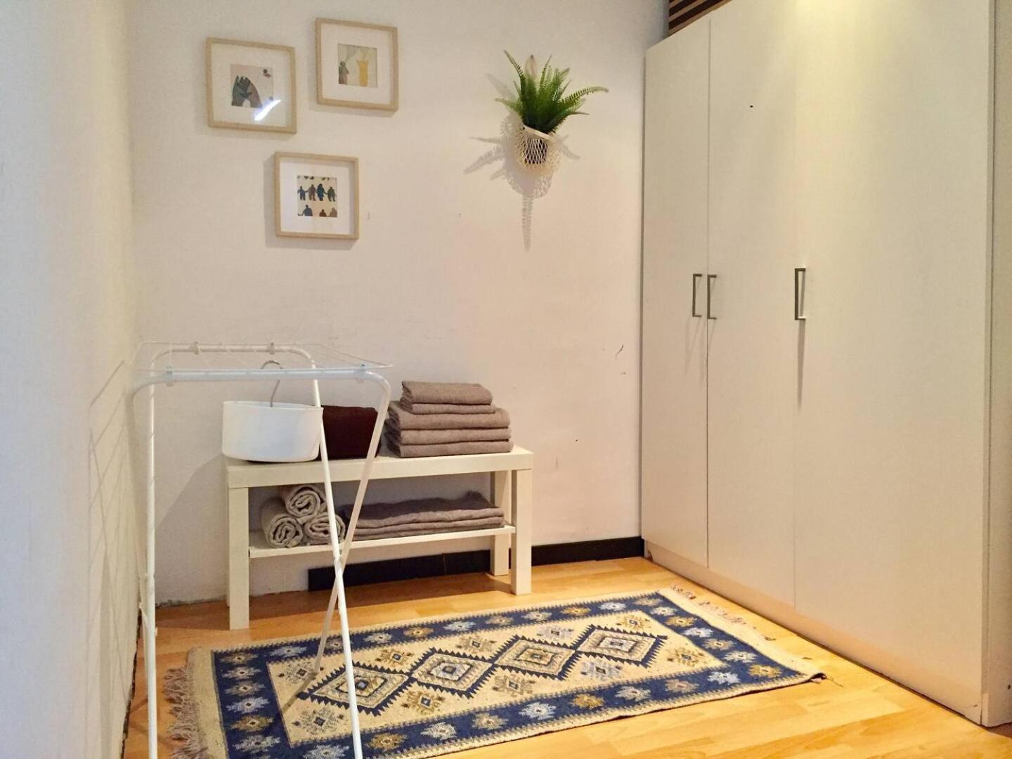 San Matias Urban Retreat With Balcony
