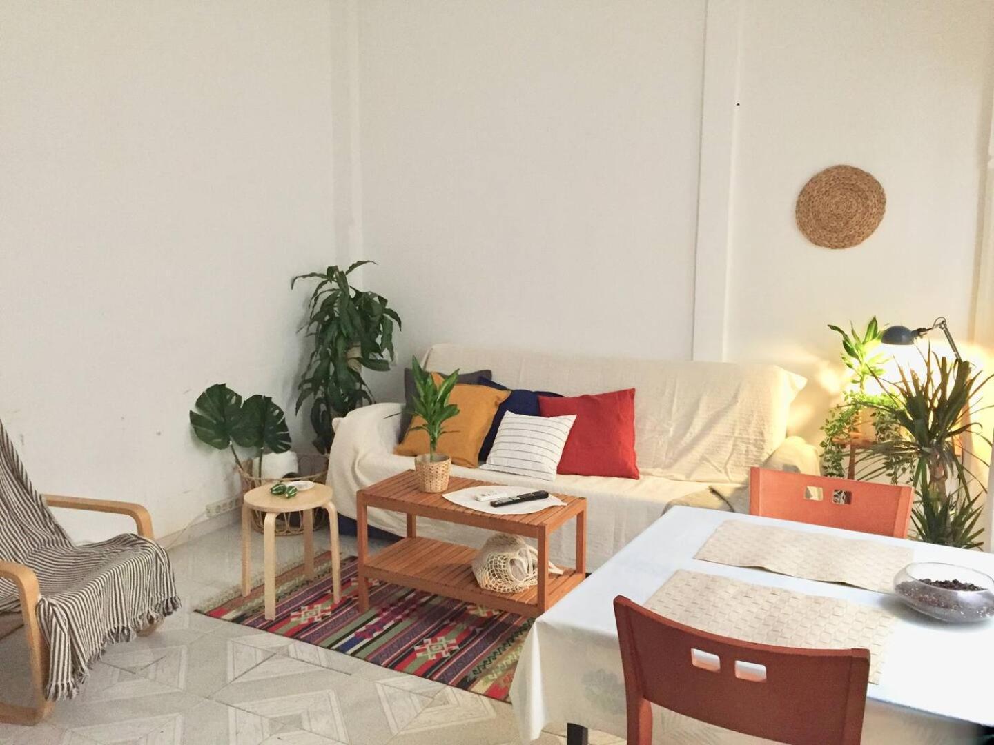 San Matias Urban Retreat With Balcony * Granada
