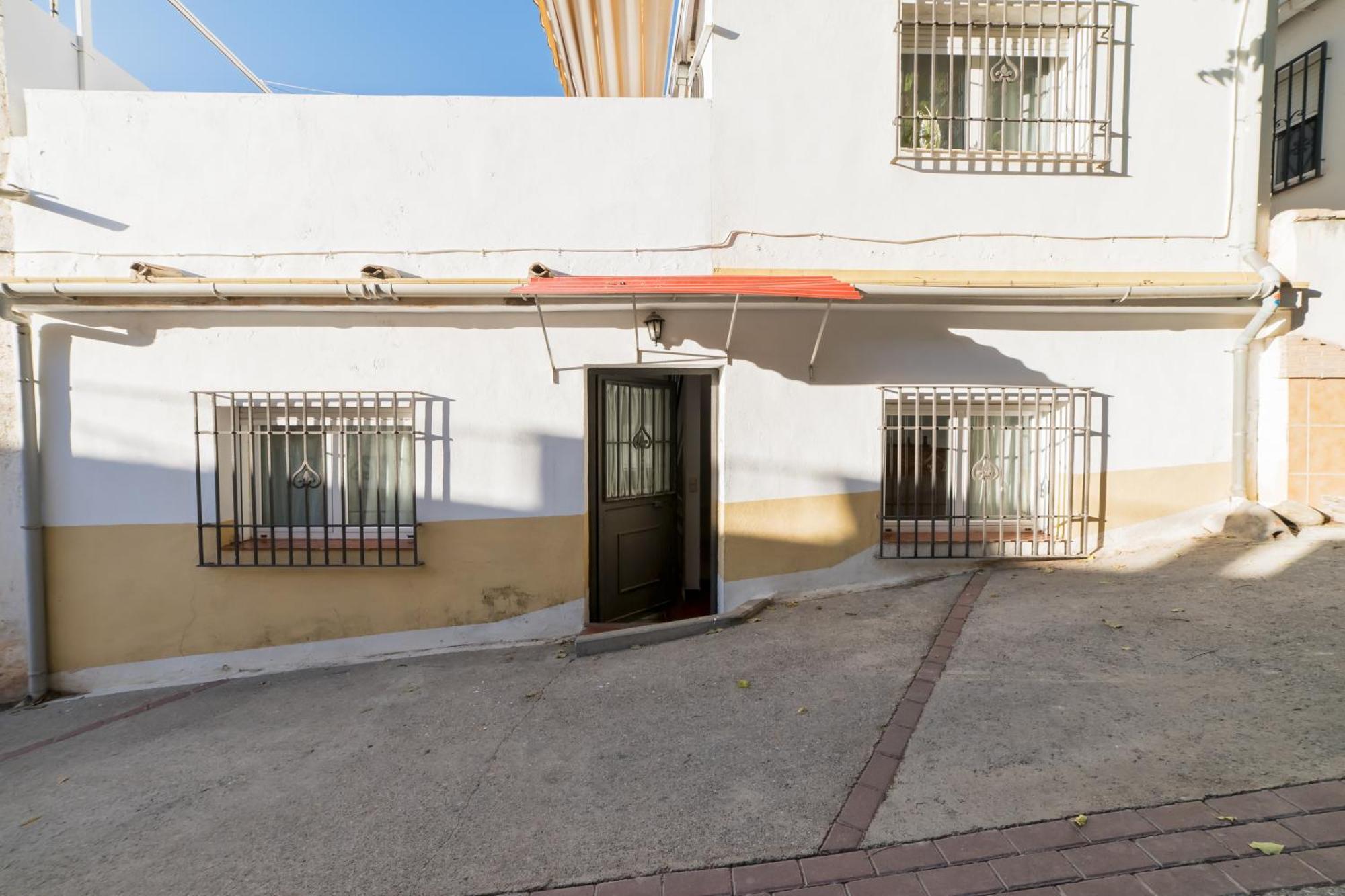 Trendyhomes Alhambra Ii *