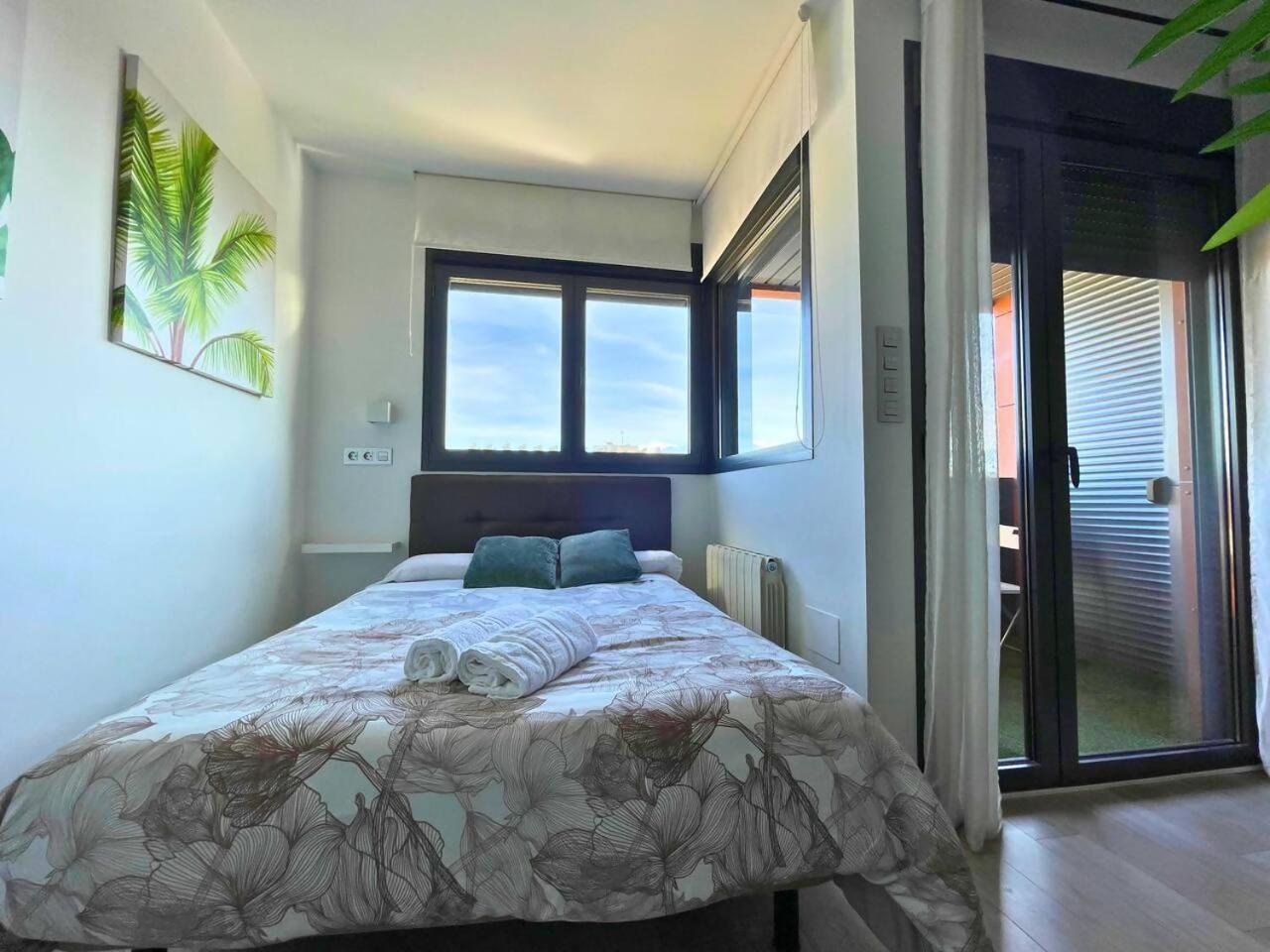 Home4u Con Cochera * Granada