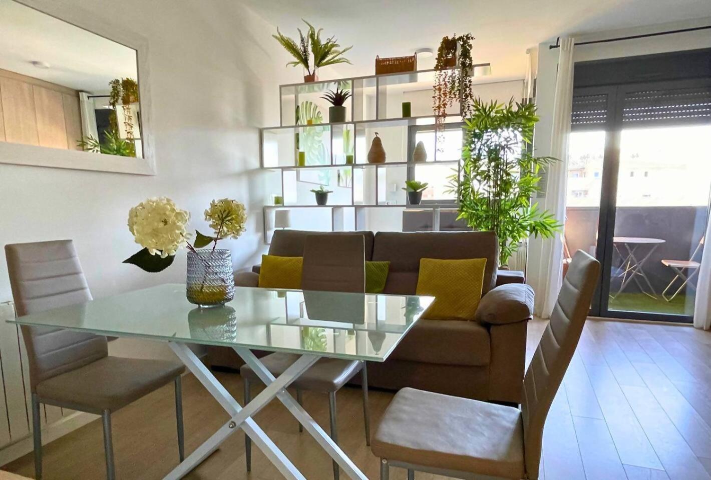 Home4u Con Cochera Apartamento Granada
