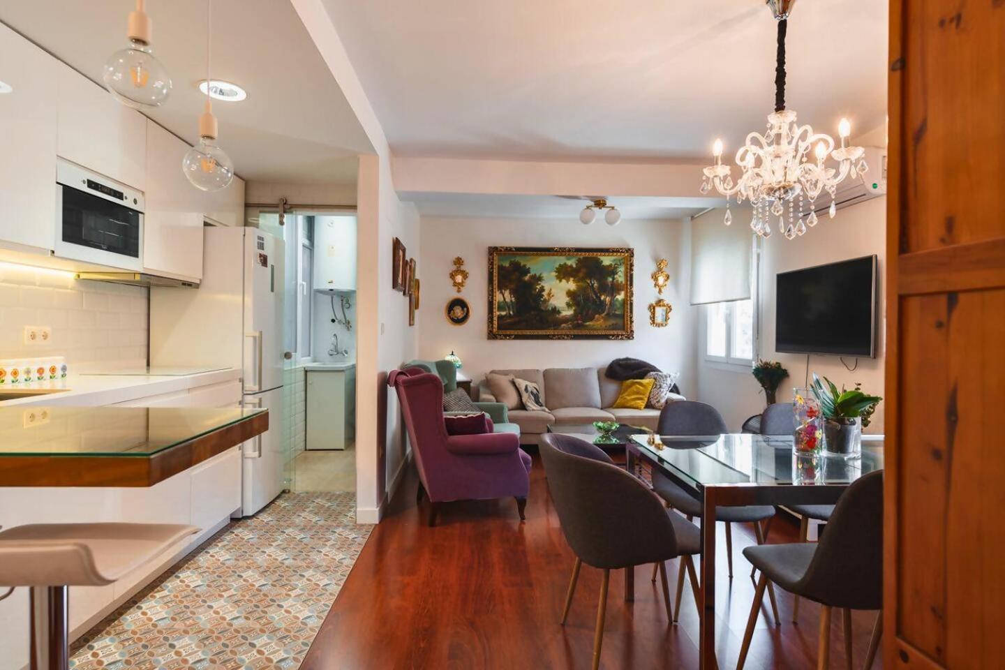 Home4u Congresos Apartment *