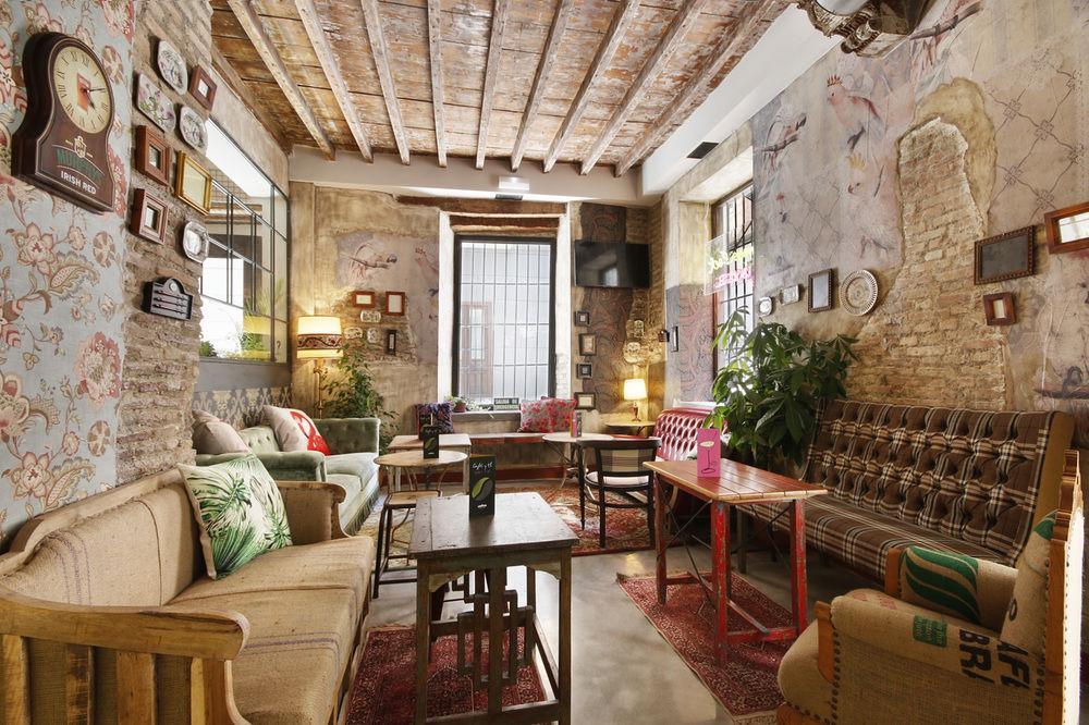 Hostal Lemon Rock *