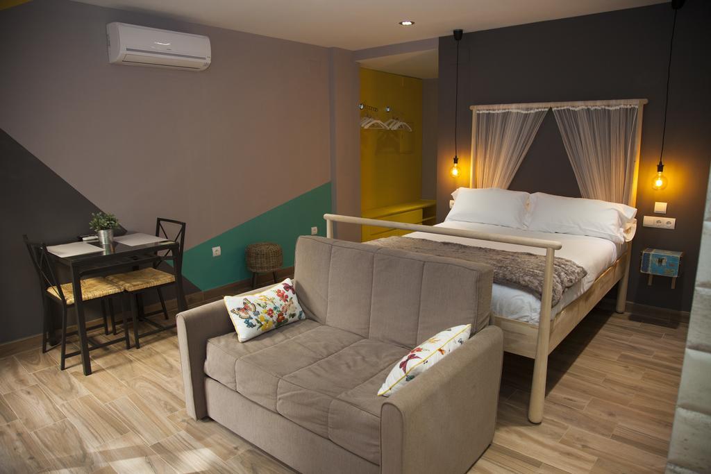 Kasa Kata Apartment *