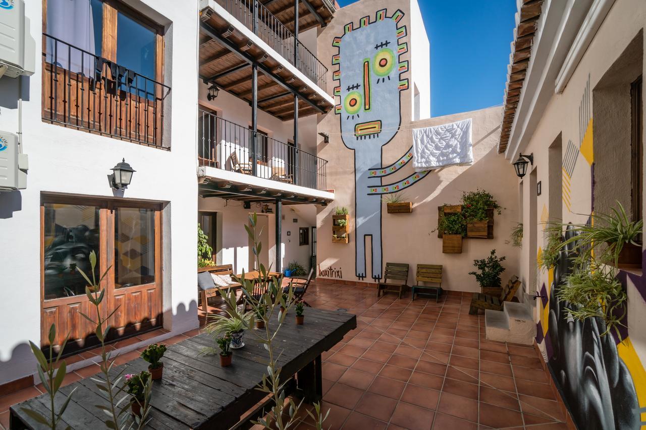 Bellavista Apartment *