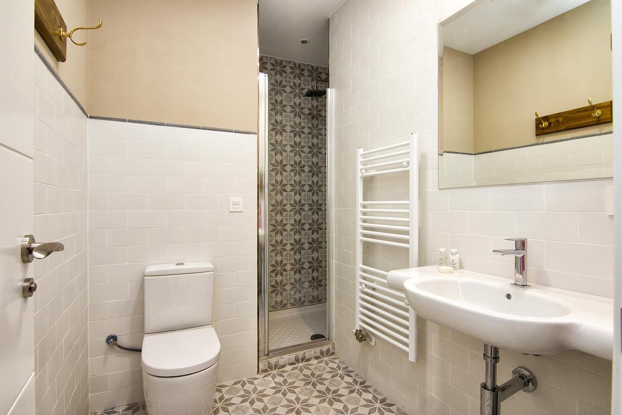 Bright & Elegant Centre 3 Bedroom Granada