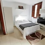 Apartamentos Elvira 36