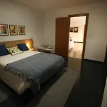 Apartamento Centro de Granada vistas fantásticas y un parking gratis