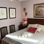 Casa con jardín GRANADA, fácil aparcamiento calle