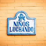 Niños Luchando