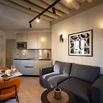 Home4u, Plaza nueva 1