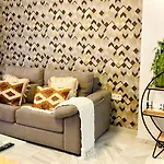 Lovely Home Con Patio