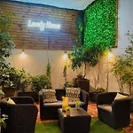 Lovely Home Con Patio