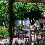Genteel Home Carmen del Ciprés