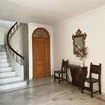Villa a los pies de la Alhambra