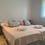 Apartamento nuevo, 3 dormitorios con terraza