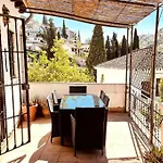 Vistas A La Alhambra Estancia Magica