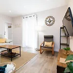 Emblematic Apartment In The Realejo
