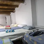 Hostel Sweet Dreams