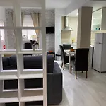 Precioso Y Acogedor Apartamento En Pleno Centro De Granada