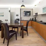 Precioso piso con terraza en centro de Granada